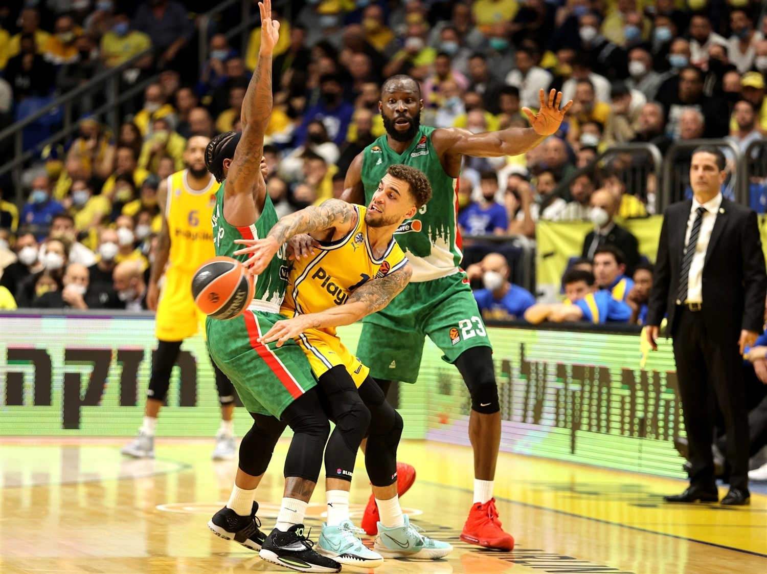 scottie-wilbekin-maccabi-playtika-tel-aviv-eb21_1.jpg